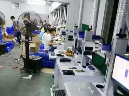 手機(jī)配件加工生產(chǎn)