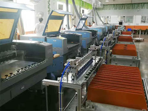 織帶全自動(dòng)切割生產(chǎn)線(xiàn)